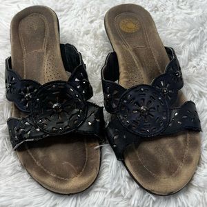 Earth Spirit Womans Black Leather Wedge Sandal Size 6.5